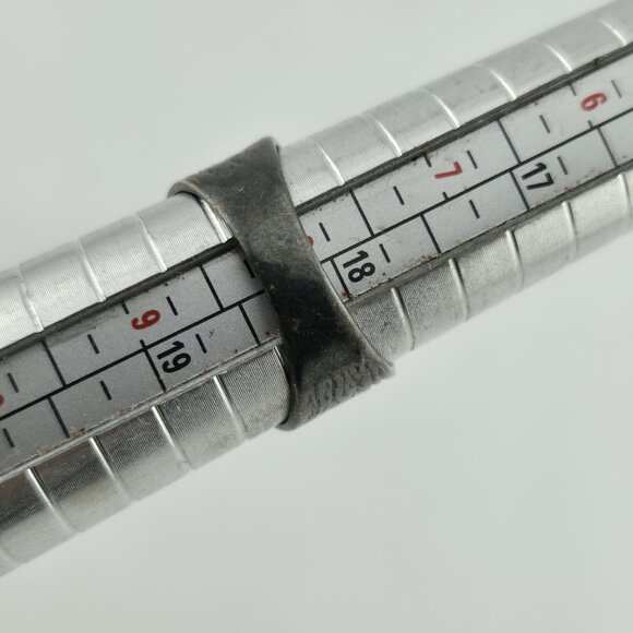 Sterling Silver Ring 925 Tapered Band Size 8 Red Stone Vintage Gothic - Picture 8 of 11